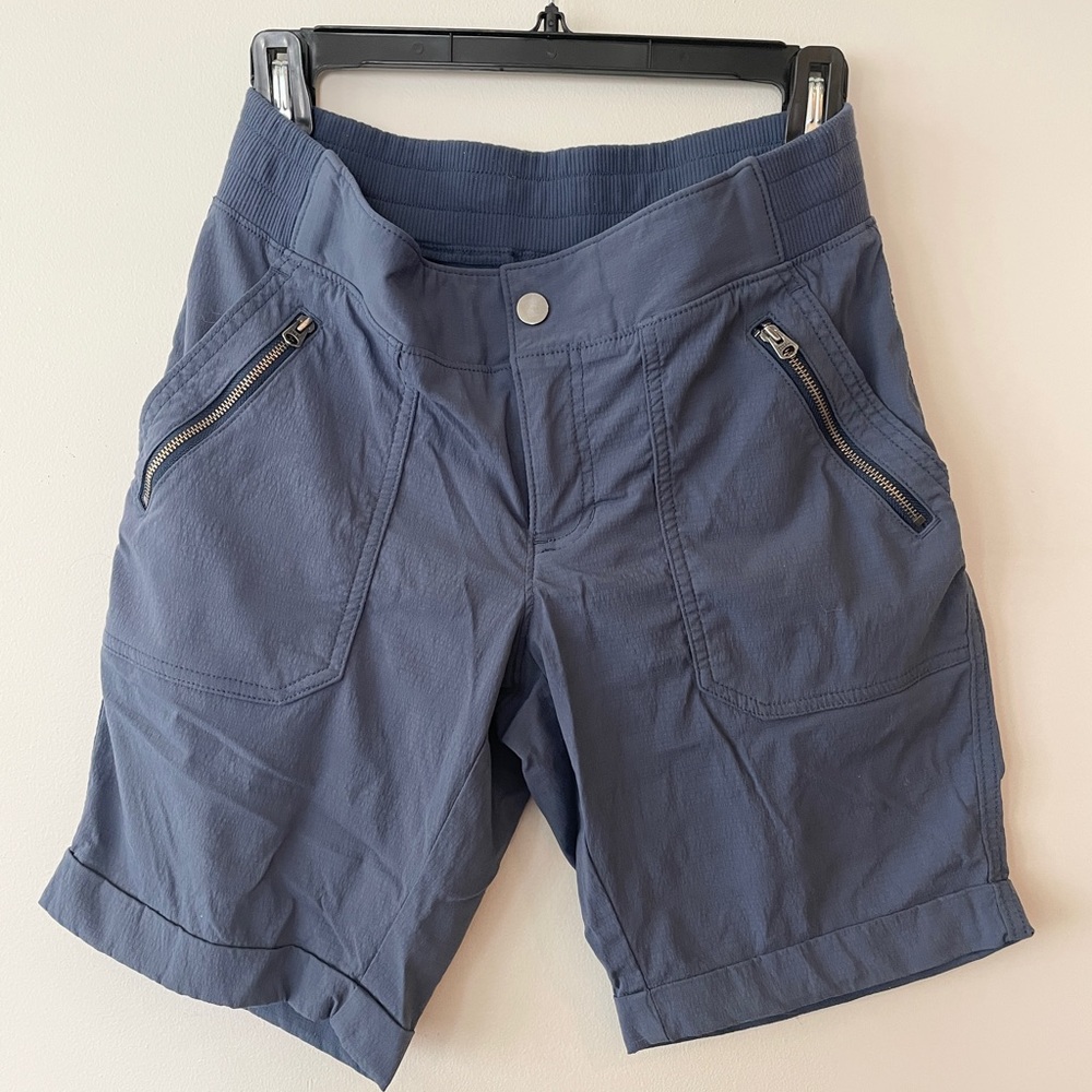 Athleta Trekkie Bermuda shorts